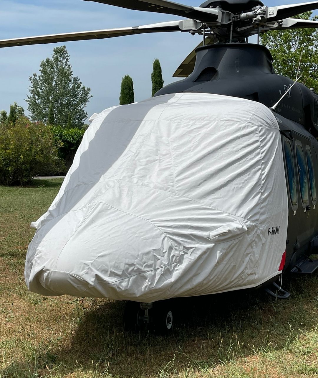 Agusta AW139 Cockpit/Nose Cover